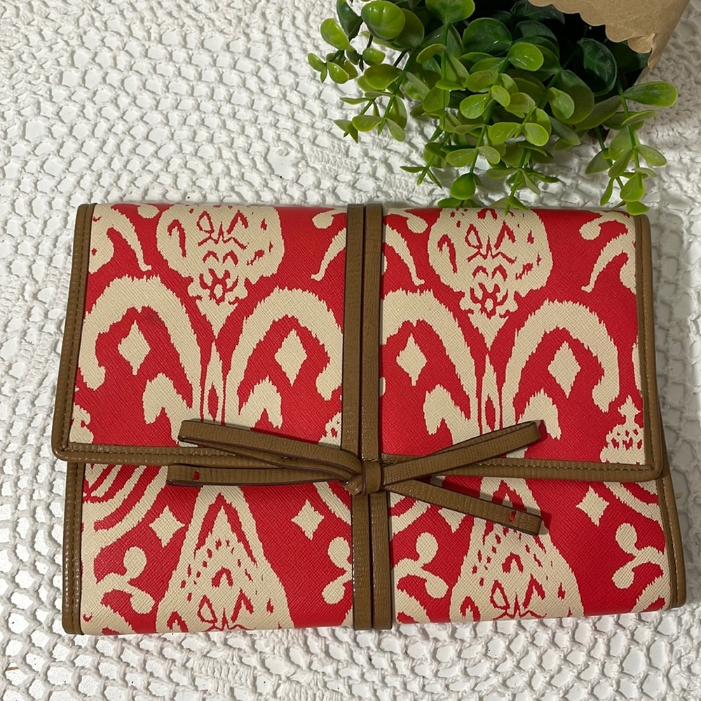 New! Stella & Dot Jewelry Case